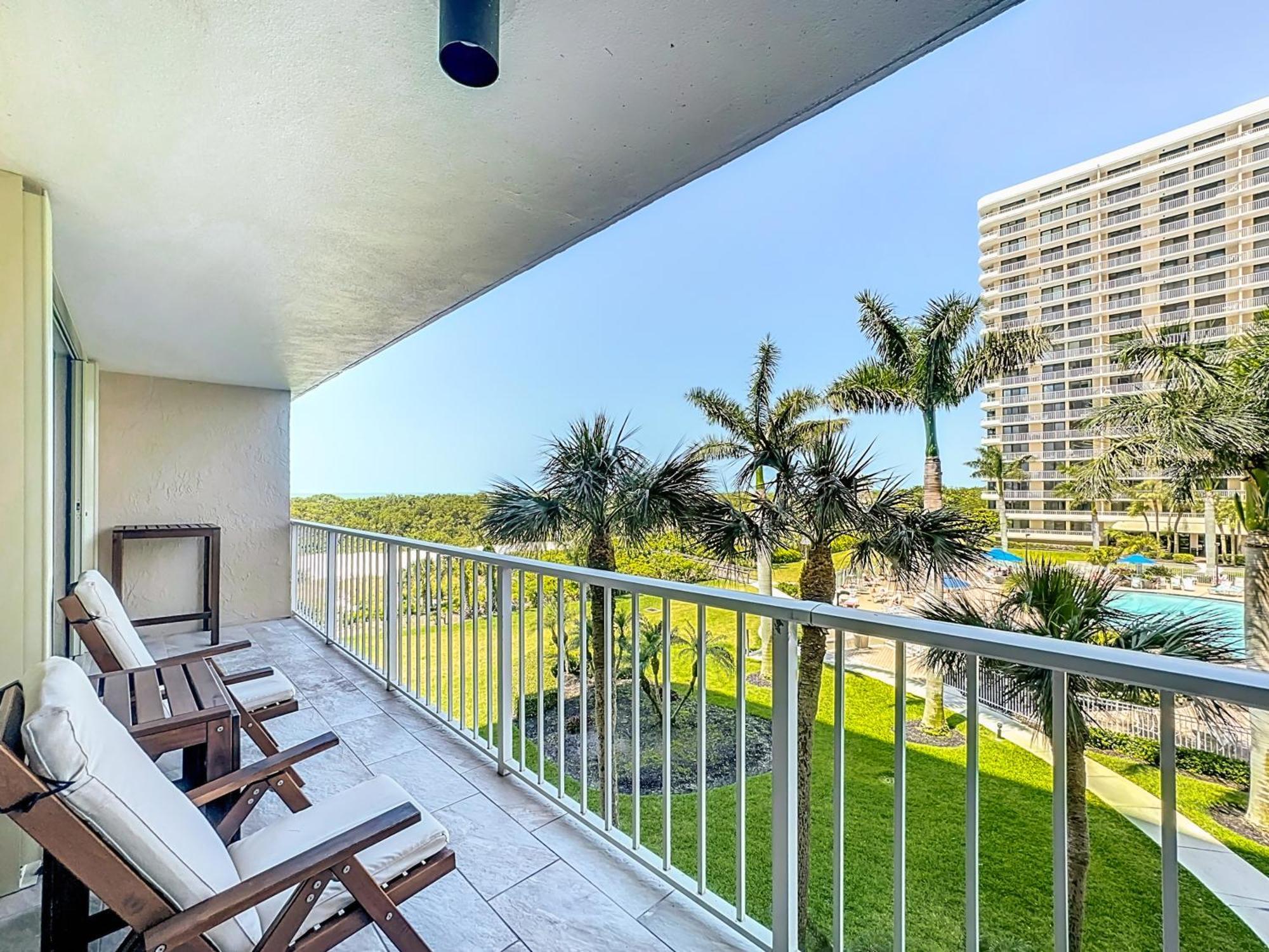 Beach Front Condo In Paradise Marco Island Exteriör bild