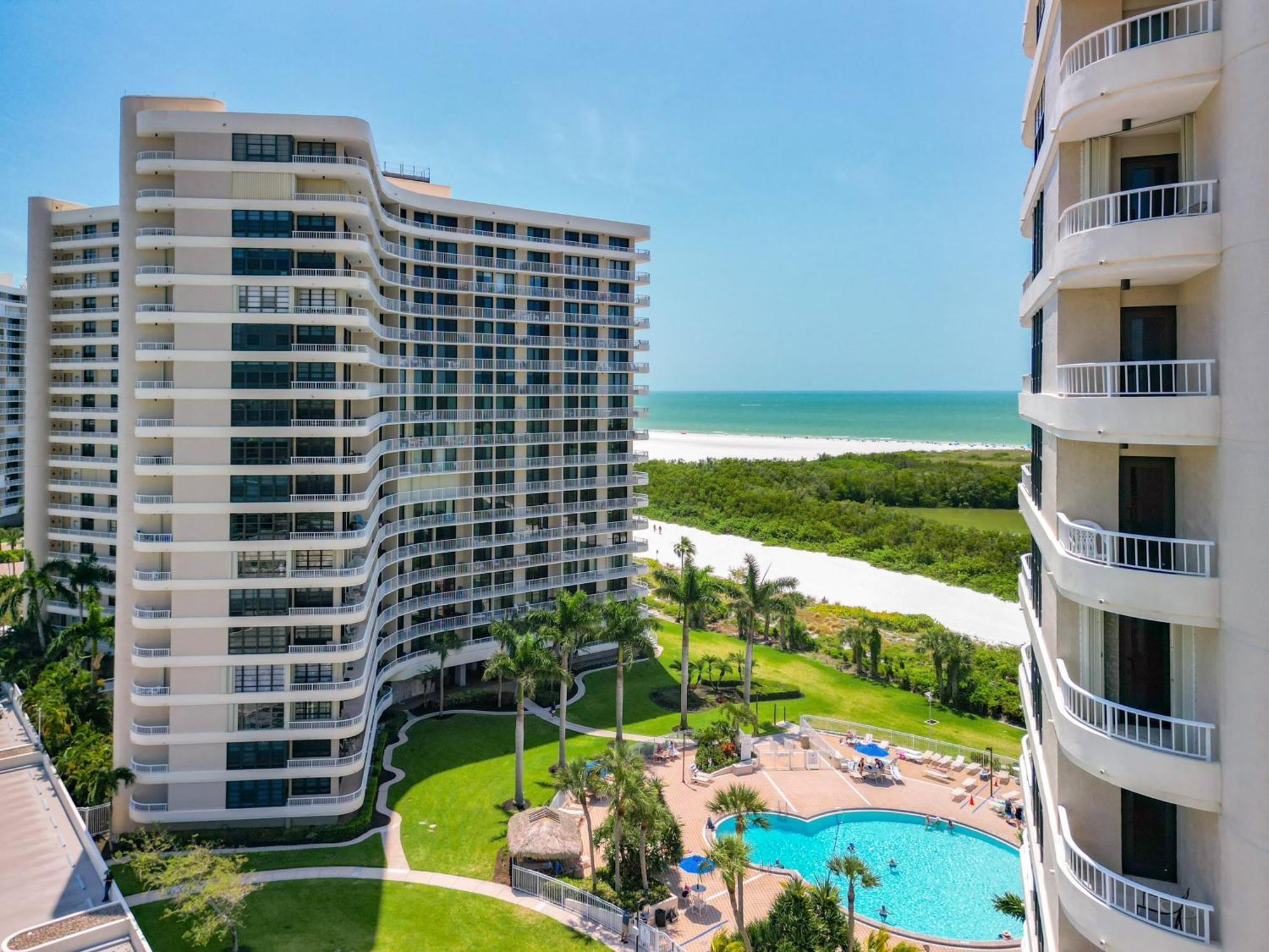 Beach Front Condo In Paradise Marco Island Exteriör bild